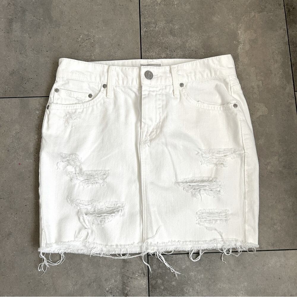 MOTHER peg mini fray white distressed denim skirt part crushers wash 24
